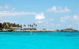 bahamas-blue-lagoon-island