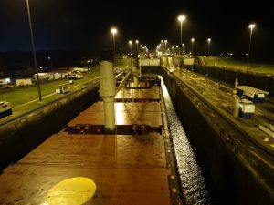 panama-canal-374889_640